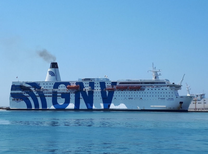 Con soluzioni come la "nave quarantena" e immigrazione incontrollata il Governo affosserà la Calabria