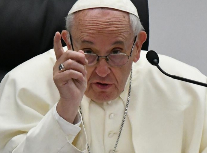 Guerra in Ucraina. Il Papa difende il popolo russo: "La crudeltà è dei mercenari"